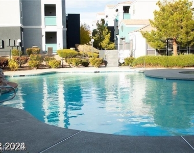 6955 Durango Drive - Photo Thumbnail 2