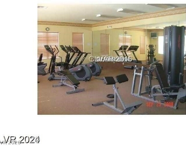 6955 Durango Drive - Photo Thumbnail 8