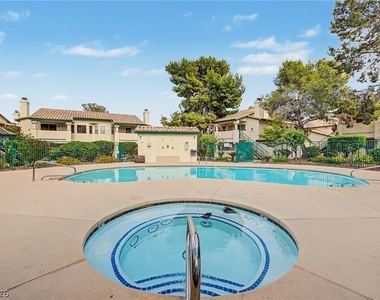 1513 Cedar Rock Lane - Photo Thumbnail 33