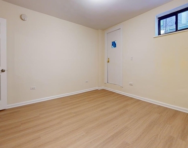 150 East 84th Street Apartment 10 - Photo Thumbnail 2