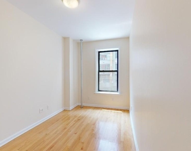 48 West 56th Street - Photo Thumbnail 3