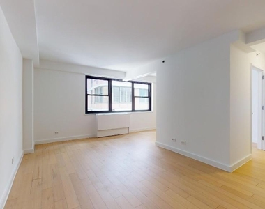 222 East 39th Street Apartment 22A - Photo Thumbnail 1