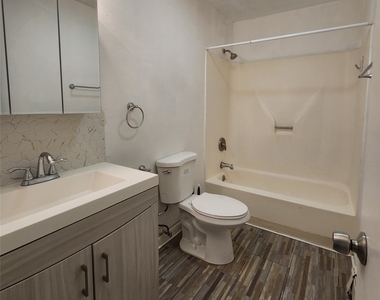 28 Prescott Road - Photo Thumbnail 11