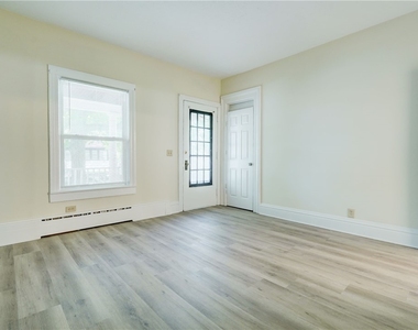 416 Gregory Street - Photo Thumbnail 7