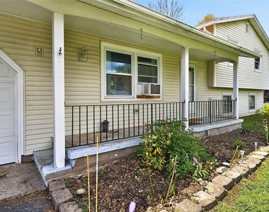 1399 Creek Street - Photo Thumbnail 4