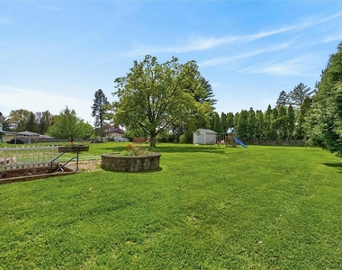 1399 Creek Street - Photo Thumbnail 9