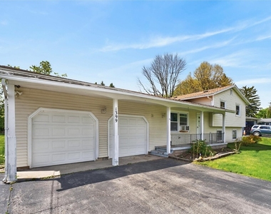 1399 Creek Street - Photo Thumbnail 3