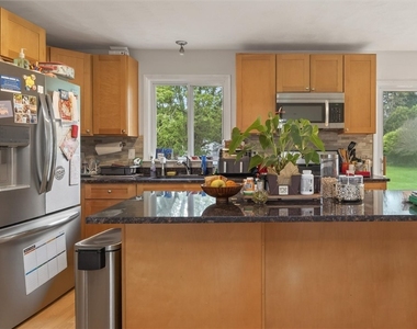 1399 Creek Street - Photo Thumbnail 28