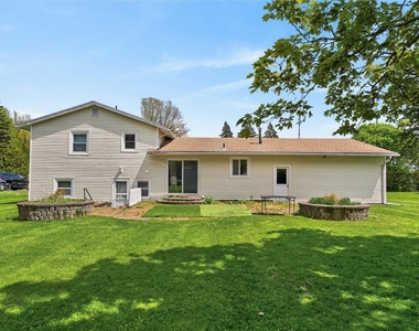 1399 Creek Street - Photo Thumbnail 7