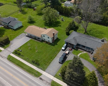 1399 Creek Street - Photo Thumbnail 11