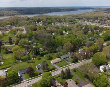 1399 Creek Street - Photo Thumbnail 17