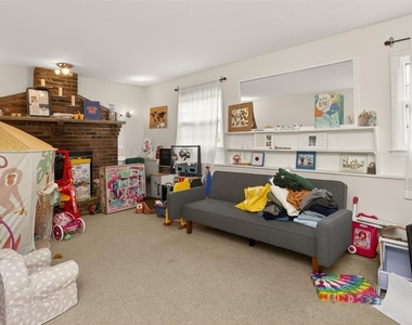 1399 Creek Street - Photo Thumbnail 33