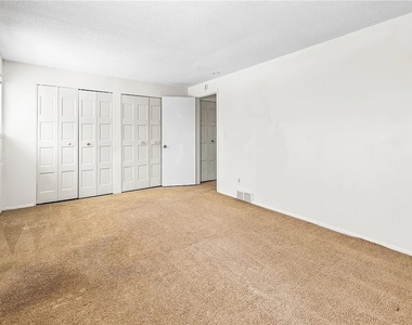 364 Cameco Circle - Photo Thumbnail 15