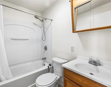 364 Cameco Circle - Photo Thumbnail 12