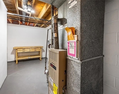 364 Cameco Circle - Photo Thumbnail 16