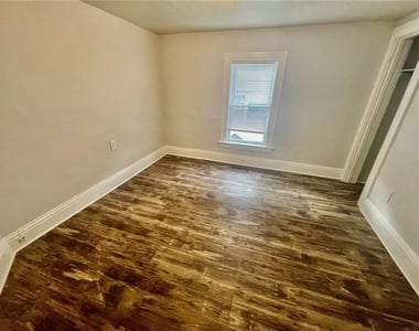 223 E Filbert Street - Photo Thumbnail 36