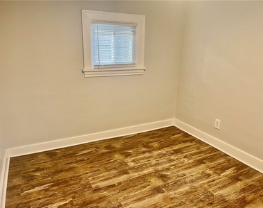 223 E Filbert Street - Photo Thumbnail 32