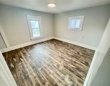 223 E Filbert Street - Photo Thumbnail 40