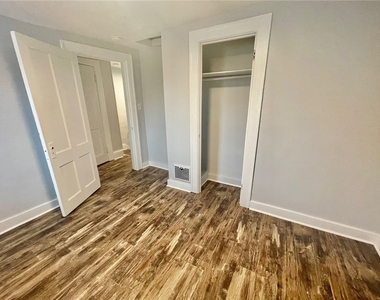 223 E Filbert Street - Photo Thumbnail 34