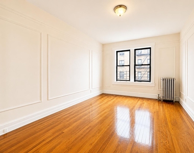 2507 Cruger Avenue - Photo Thumbnail 2