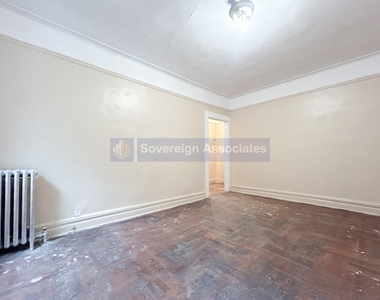 2507 Cruger Avenue - Photo Thumbnail 7