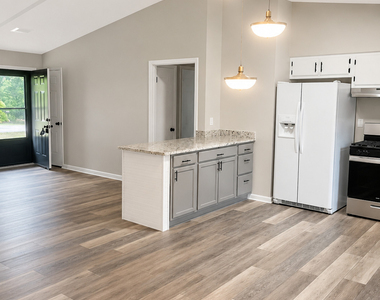 105 Dailey Mill Road - Photo Thumbnail 5