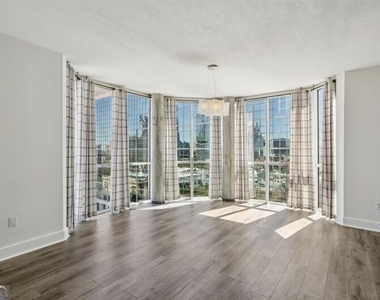 285 Centennial Olympic Park Drive Nw - Photo Thumbnail 9