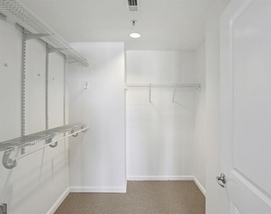 285 Centennial Olympic Park Drive Nw - Photo Thumbnail 16