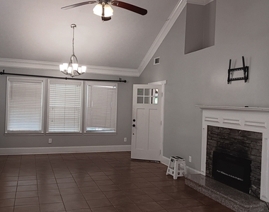 30 Rainey Way - Photo Thumbnail 11