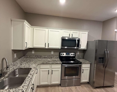 2330 Mckenna Square Drive - Photo Thumbnail 2