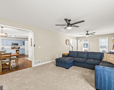 552 Magnolia Drive - Photo Thumbnail 11