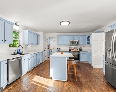 552 Magnolia Drive - Photo Thumbnail 18