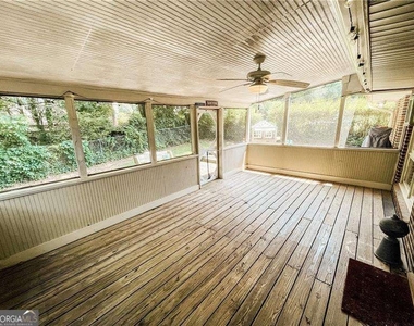 116 Indian Trail - Photo Thumbnail 21