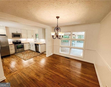 116 Indian Trail - Photo Thumbnail 4