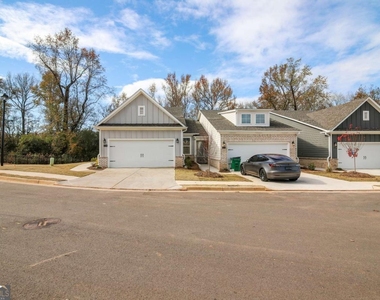 1728 Tolstoy Lane - Photo Thumbnail 24