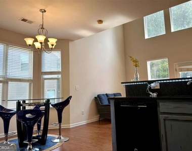 220 Stone Park Drive - Photo Thumbnail 5