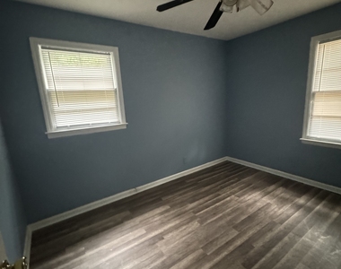 4300 Essex Road - Photo Thumbnail 7