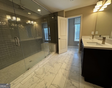 1922 Townsend Court - Photo Thumbnail 19