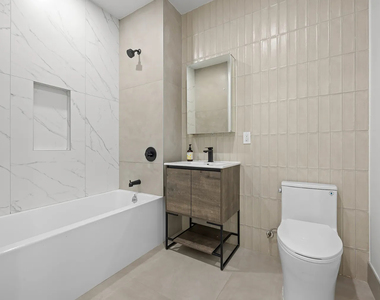 56 East 21st Street - Photo Thumbnail 4
