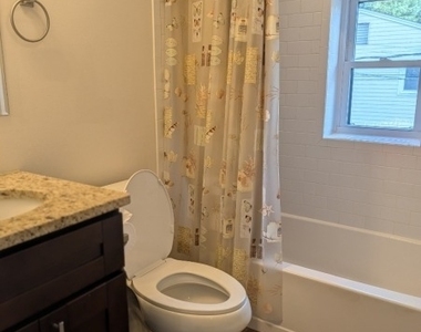 174 Snyder Ave - Photo Thumbnail 41