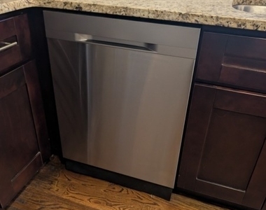 174 Snyder Ave - Photo Thumbnail 25