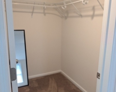 174 Snyder Ave - Photo Thumbnail 37