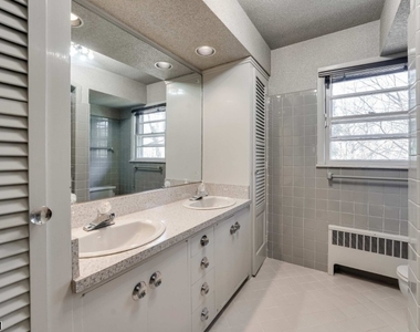 17 Oxford Dr - Photo Thumbnail 18