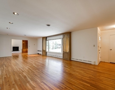 17 Oxford Dr - Photo Thumbnail 1