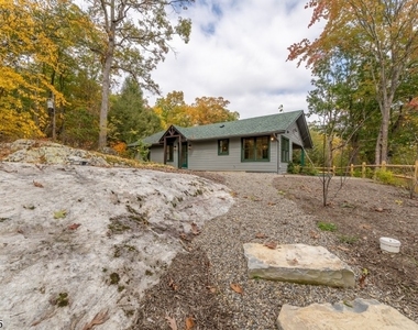 232 W Shore Dr - Photo Thumbnail 8