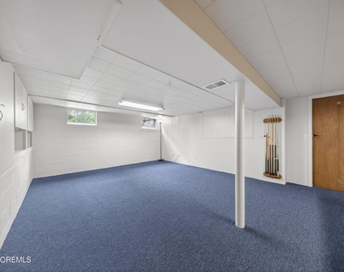 29 Demmert Avenue - Photo Thumbnail 20