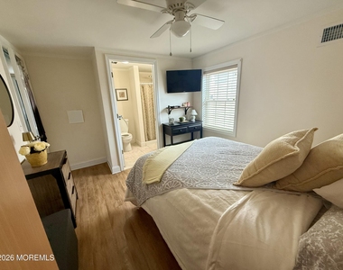 102 W Colony Road - Photo Thumbnail 20