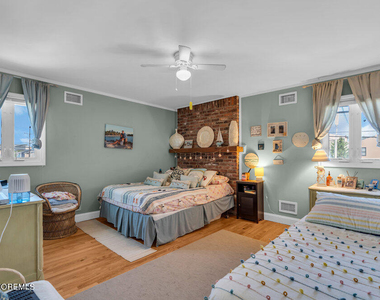 102 W Colony Road - Photo Thumbnail 27