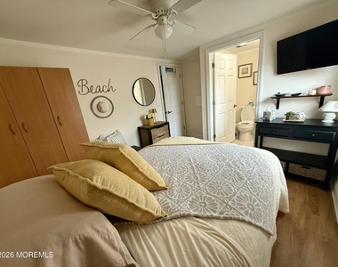 102 W Colony Road - Photo Thumbnail 19