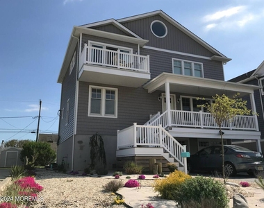38 Niblick Street - Photo Thumbnail 23